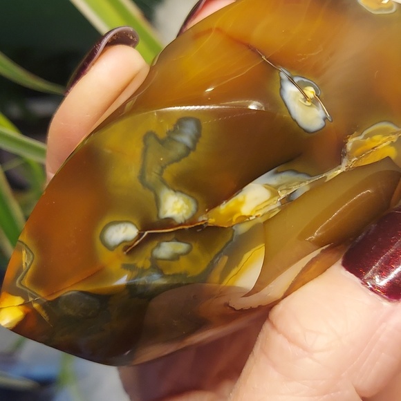 Carnelian Flame Healing Powerful Crystal Metaphysical Properties - Picture 7 of 7